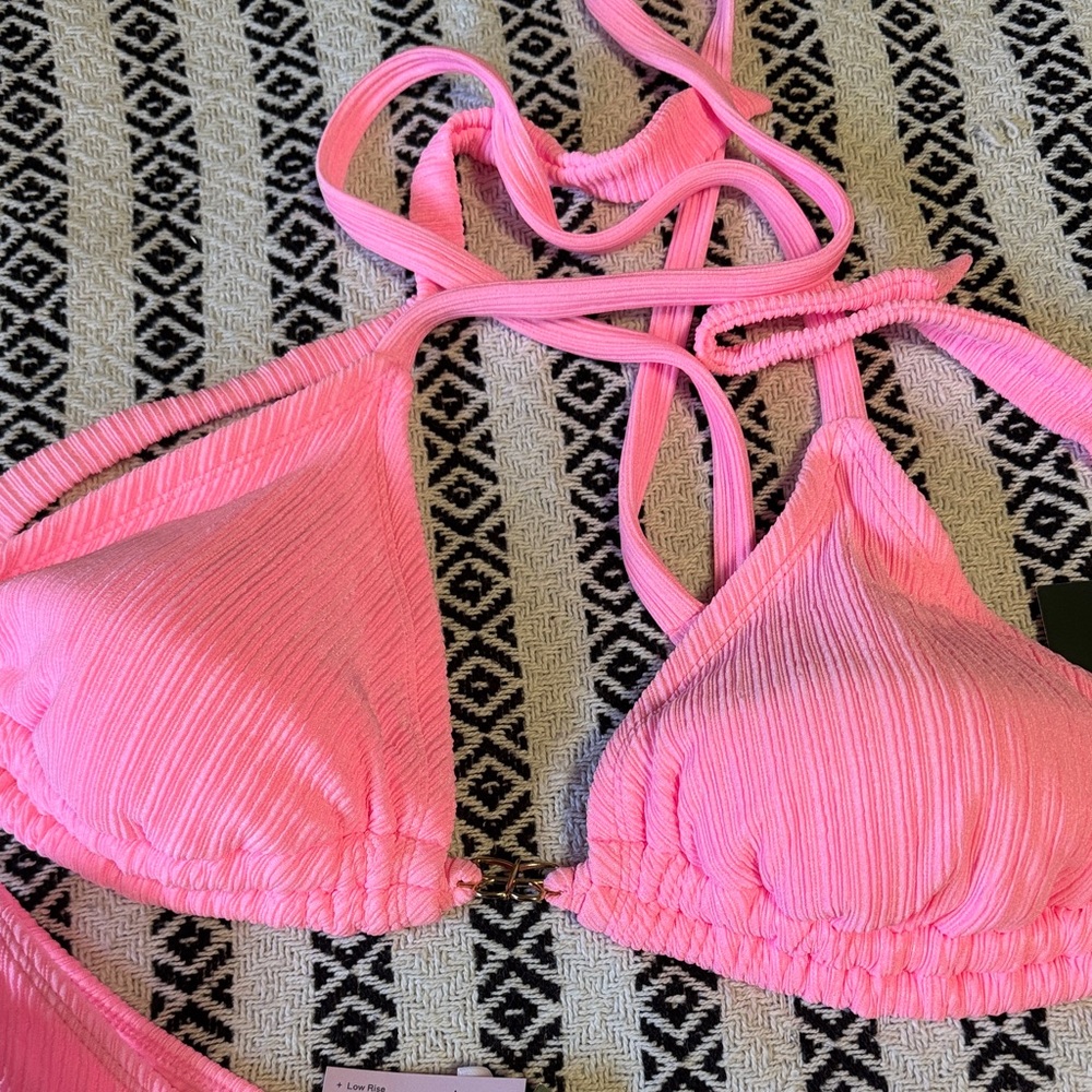 Pink Bikini Set - Picture 2 of 6